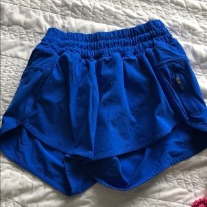 Lululemon Tracker Short V 4” blue